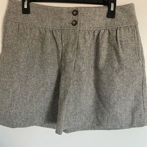 GAP gray felt fabric skirt.